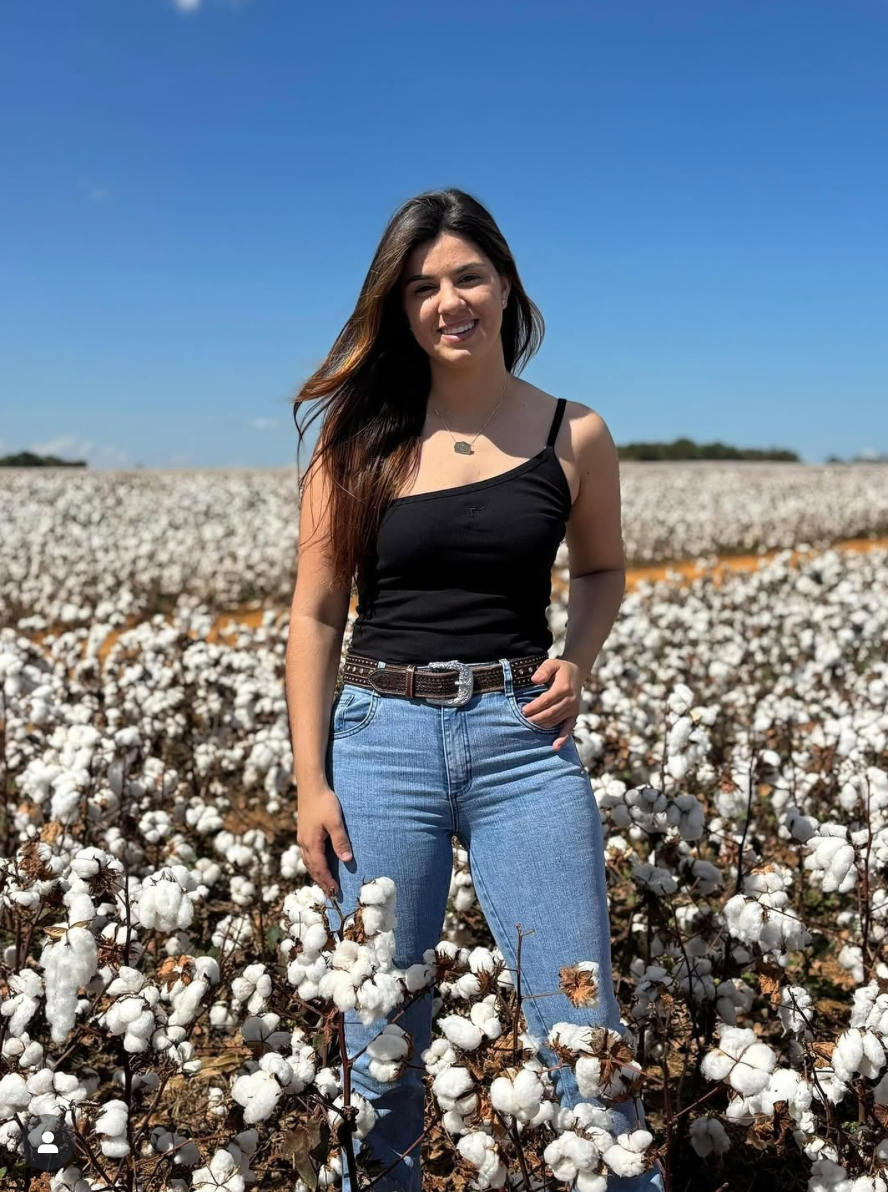 <em><strong>Ana G.</strong></em>